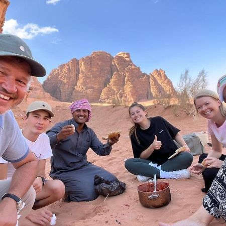 WADI RUM-Bedouin Tents&Jeep Tours Buitenkant foto