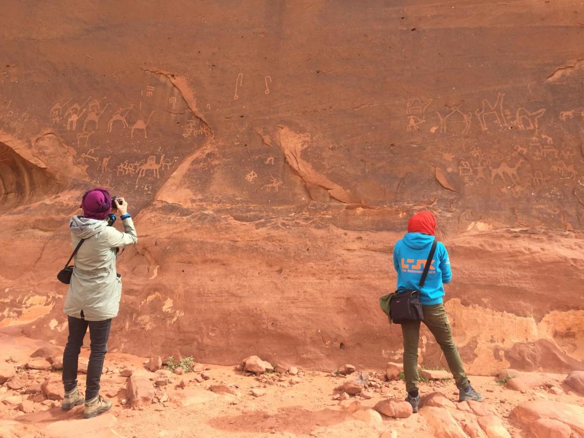 WADI RUM-Bedouin Tents&Jeep Tours Buitenkant foto