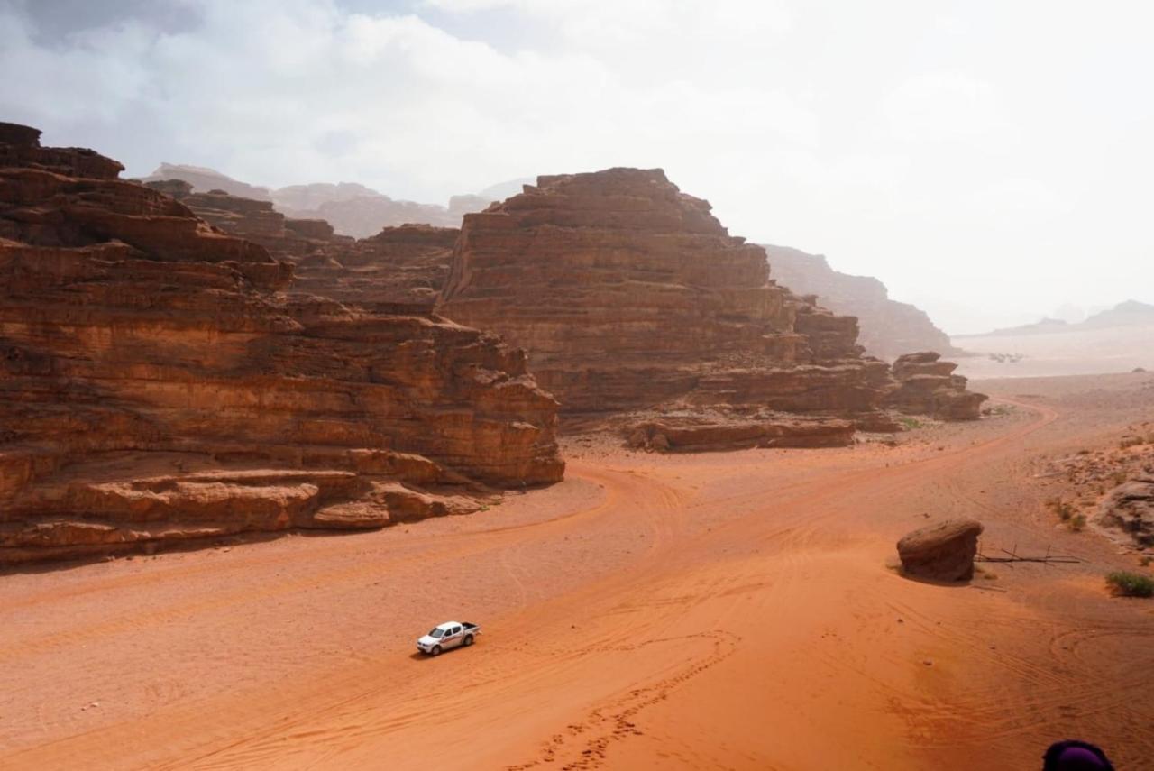 WADI RUM-Bedouin Tents&Jeep Tours Buitenkant foto