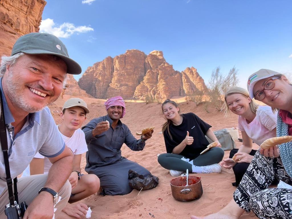 WADI RUM-Bedouin Tents&Jeep Tours Buitenkant foto