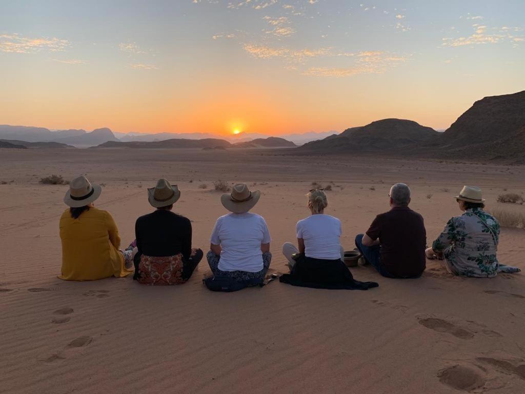 WADI RUM-Bedouin Tents&Jeep Tours Buitenkant foto